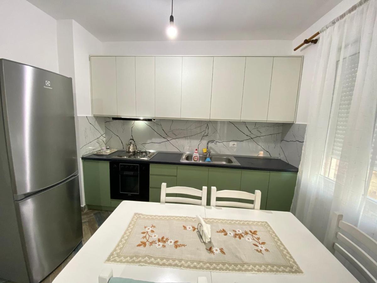 Daily Apartment Tiranë Luaran gambar