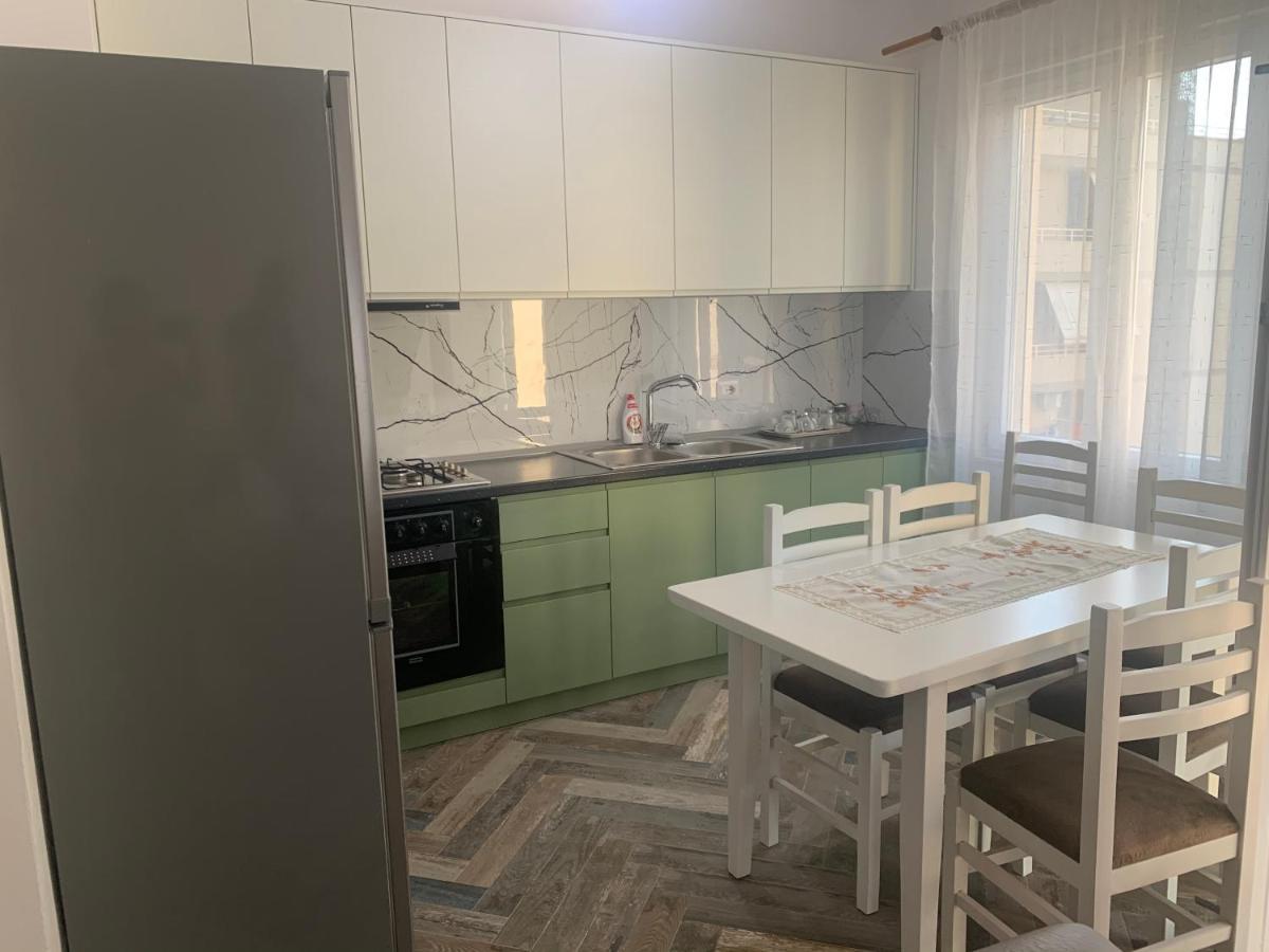 Daily Apartment Tiranë Luaran gambar
