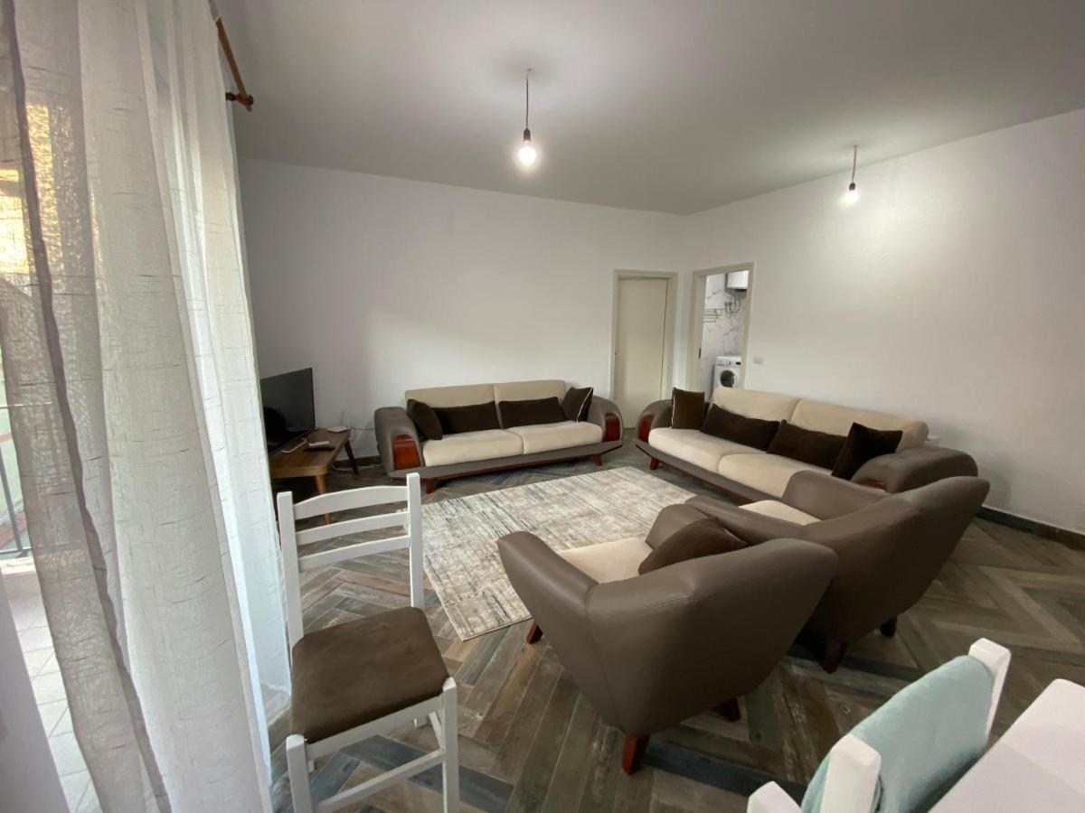 Daily Apartment Tiranë Luaran gambar